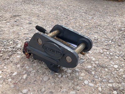 Strickland Excavator Hitch - Fits Komatsu PC35