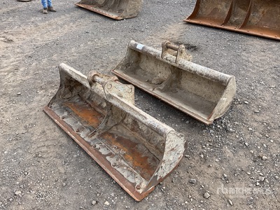 Quantity of (2) Strickland 1500 mm Cleanup Graafmachine Bak