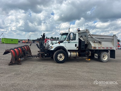 2010 International 7500 4x2 プラウトラック