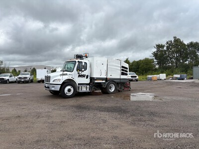 2018 Elgin on 2019 Freightliner M2 106 Kehrmaschine