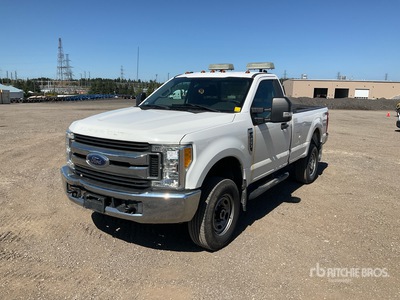 2017 Ford F-250 XLT 4x4 Pickup