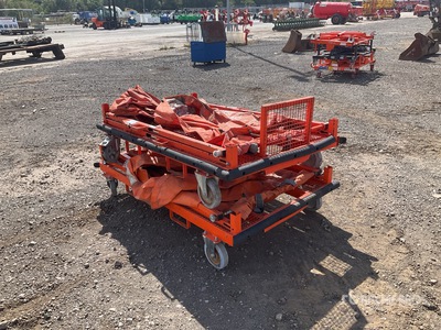 Quantity of (2) Eazytools Ductwork Rack Różne