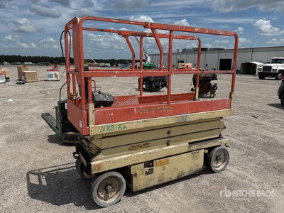 2002 JLG 2032-E2 Electric Scissor Lift