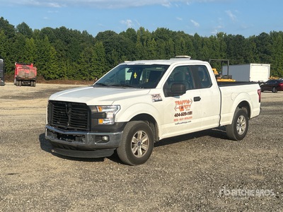 2015 Ford F-150 XL 4x2 Extended Cab Pickup