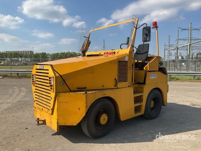 2000 Mulag Comet 10A Tow Tractor