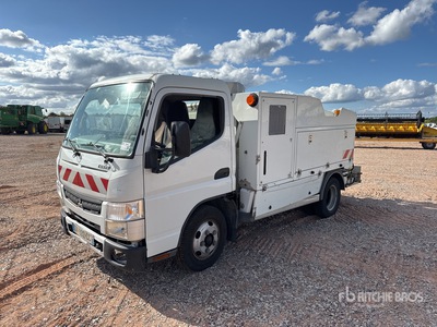 2015 Baroclean Miami Fuso on 2015 Fuso Canter 6S15 4x2 Porteur Assainissement Camion-citerne à vide (Inoperable)