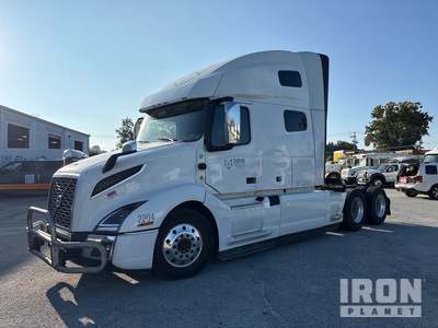 2022 Volvo VNL760 6x4 Tracteur routier couchette