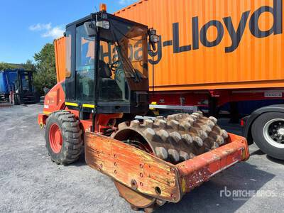 2011 Cat CP44 Padfoot Drum Compactor