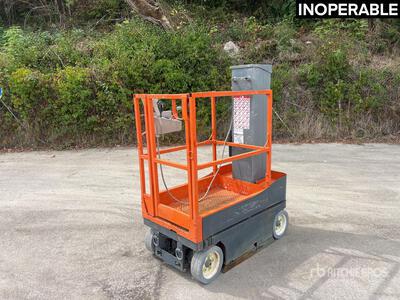 2014 Skyjack SJ16 Nacelle A mat Droit Vertical ブームリフト (Inoperable)