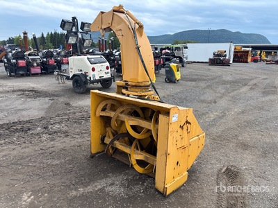 1997 Trackless MT5T Sidewalk Plow