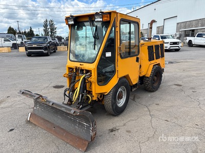 1997 Trackless MT5T 歩道用プロウ