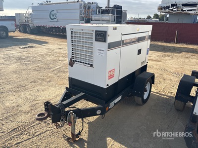 2013 Multiquip Whisperwatt DCA-25USI2 20 kW Mobile Generador