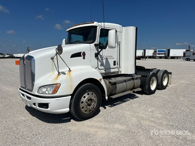 2013 Kenworth T600 6x4 T/A Day Cab Truck Tractor