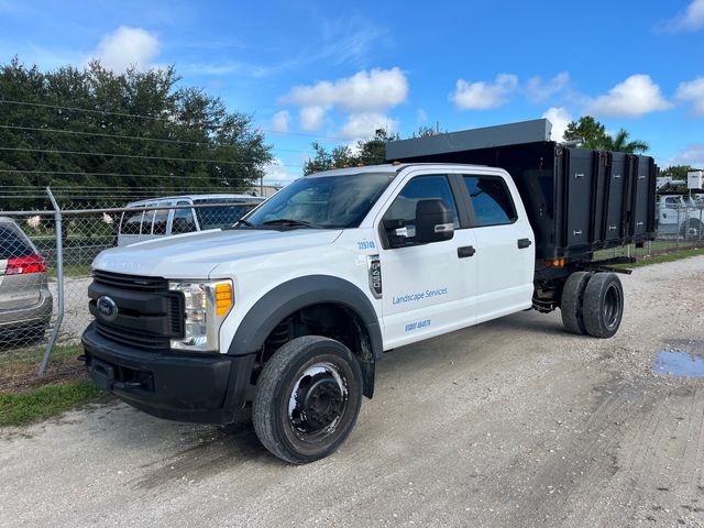 2017 Ford F-450 XL 4x2 Crew Cab Flatbed Dump Truck 2017 Ford F-450 XL 4x2 Crew Cab Flatbed Dump Truck