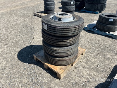 Quantity of (4) Bridgestone 215/75R17.5 Opony