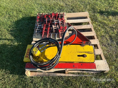 Quantity of Crop Lifters and Hydraulic Swather Sheer