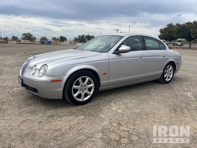 2005 Jaguar S-Type 自動車