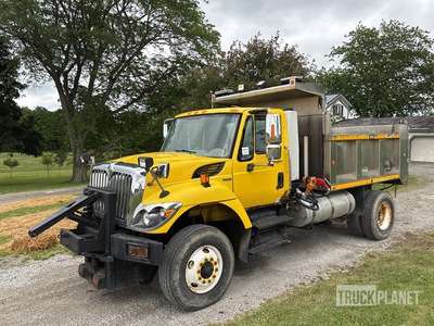 2008 International 7400 Workstar 4x2 S/A Dump Truck