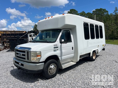 2013 Ford E-350 Xl 14 Furgone passeggeri