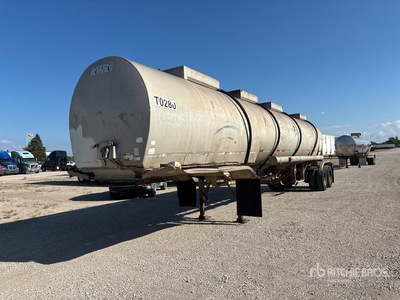 1980 Fruehauf TA0-F2-R 7000 7000 gal T/A Przyczepa cysterna