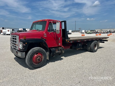 1989 International 1954 4x2 Tilt Tray Truck