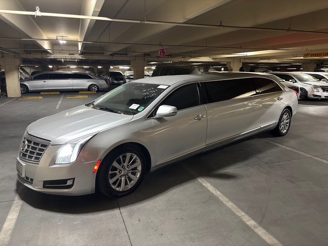 2015 Cadillac XTS Limousine 2015 Cadillac XTS Limousine
