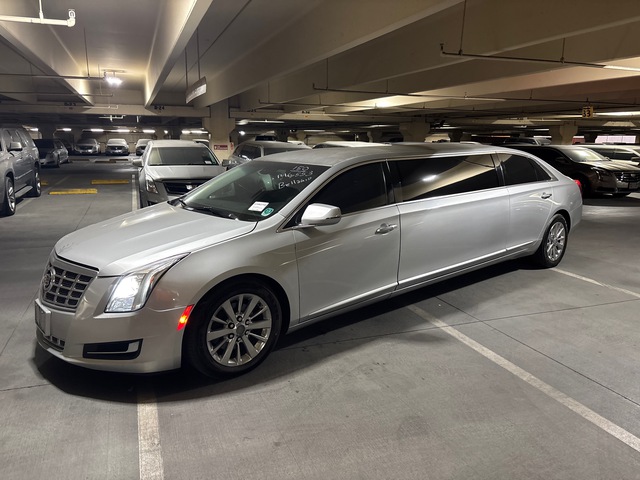 2015 Cadillac XTS Limousine 2015 Cadillac XTS Limousine