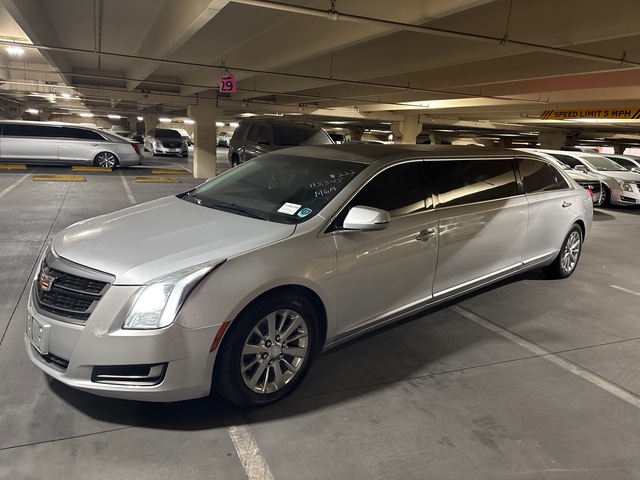 2017 Cadillac XTS Limousine 2017 Cadillac XTS Limousine
