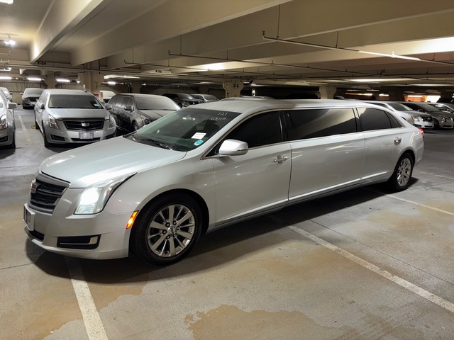 2017 Cadillac XTS Limousine 2017 Cadillac XTS Limousine