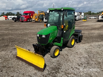 2021 John Deere 1025R 4WD Utility Tractor