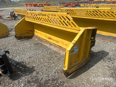 2016 HLA 4200 Series 10 ft 10-16 Extendable Q/C Snow Plow