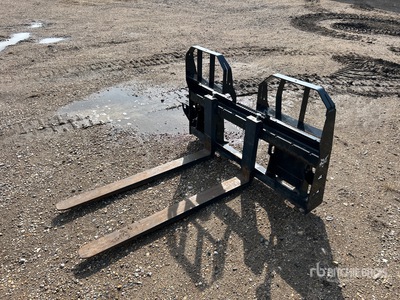 Bobcat 48 in Skid Steer Forks