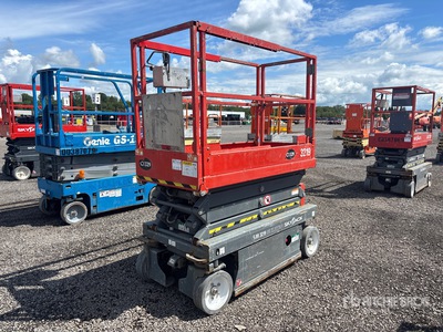 2013 Skyjack SJIII-3219 Electric Scissor Lift