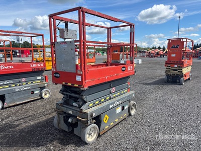 Skyjack SJIII3219 Electric Scissor Lift