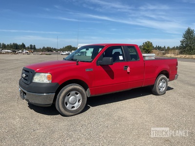 2007 Ford F-150 XL 4x2 Extended Cab Pickup