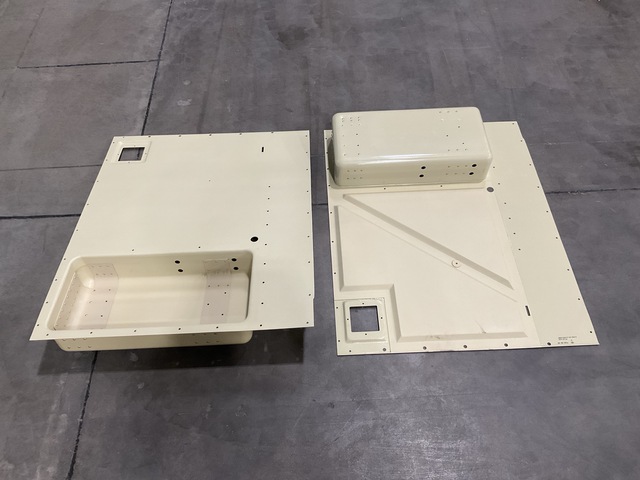 (2) Williams AeroSpace & Manufacturing 943117-101 Indicator Panels