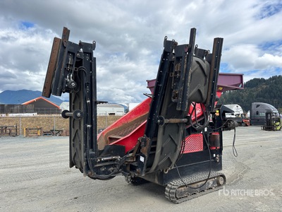 2019 Rhino Tracked Screen Plant