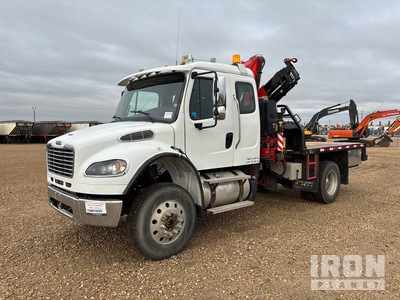2022 Fassi F110B.0.24 8366 lb Knuckle Boom on 2023 Freightliner M2 4x4 Sleeper Camión Grúa