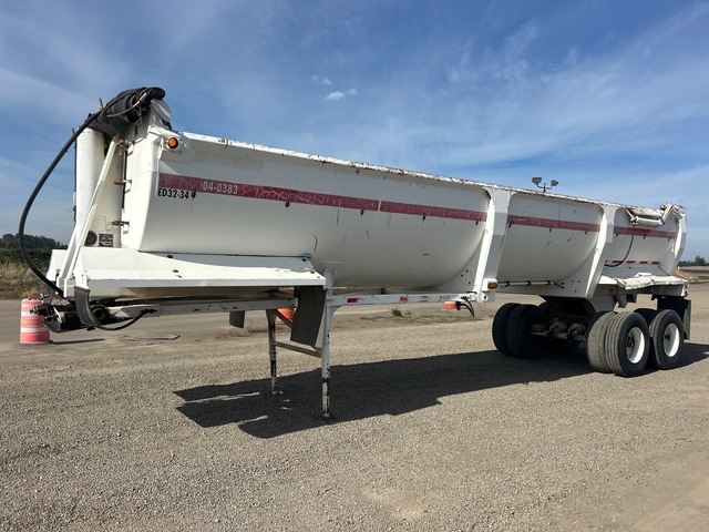 2004 Ranco 32 ft T/A End Dump Trailer