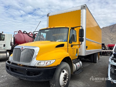 2019 International 4300 4x2 Moving Kastenwägen