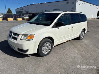 2010 Dodge Grand Caravan SE Busje