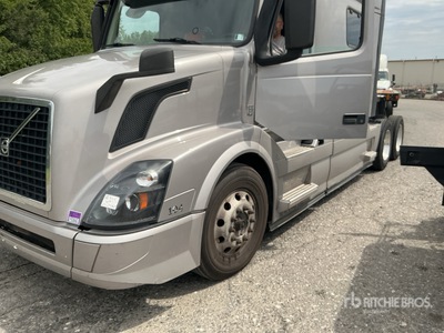 2017 Volvo VNL780 6x4 T/A Slaapcabine Trekker