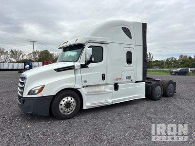 2018 Freightliner Cascadia 126 6x4 T/A Sleeper Truck Tractor