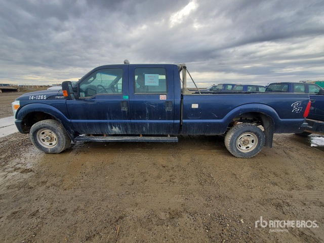 2015 Ford F-350 XL 4x4 Crew Cab Pickup