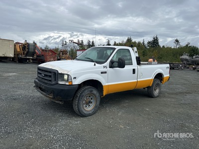 2002 Ford F-250 XL 4x4 Pickup