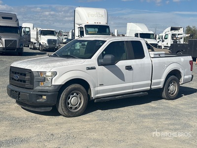 2015 Ford F-150 XL 4x2 Extended Cab Pickup