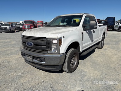 2019 Ford F-250 XL 4x4 Extended Cab Pickup