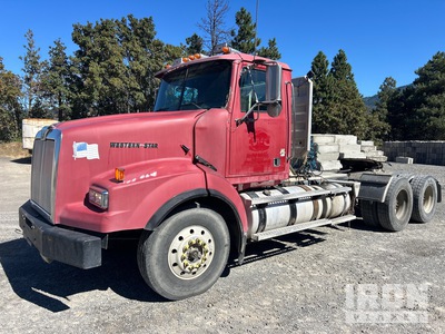 2007 Western Star 4900SA 6x4 T/A Day Cab Truck Tractor