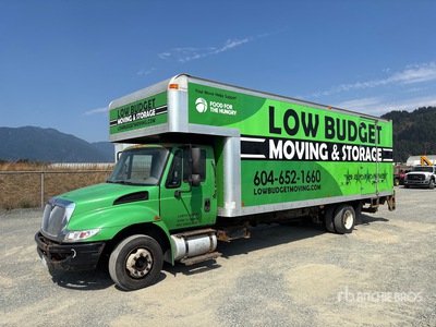 2013 International 4300 4x2 Van Truck
