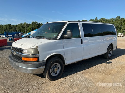 2009 Chevrolet Express 3500 Van osobowy